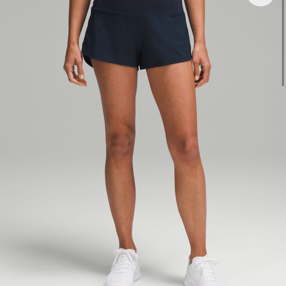 Lululemon Navy Speed Up Low Rise 2.5 Shorts - Picture 1 of 3
